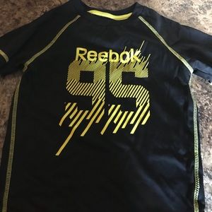 Boys short sleeve shirts 5/6